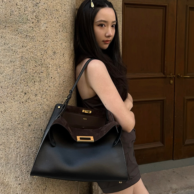 fendi way large soft trapezoidal top‑handle tote handbag